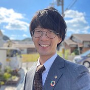 写真: 三宅 亮成