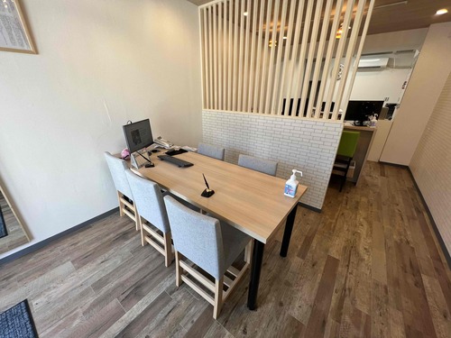 写真：内観写真