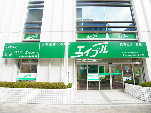 写真：外観写真