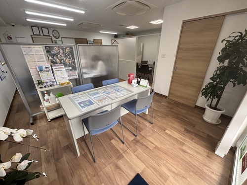 写真：内観写真