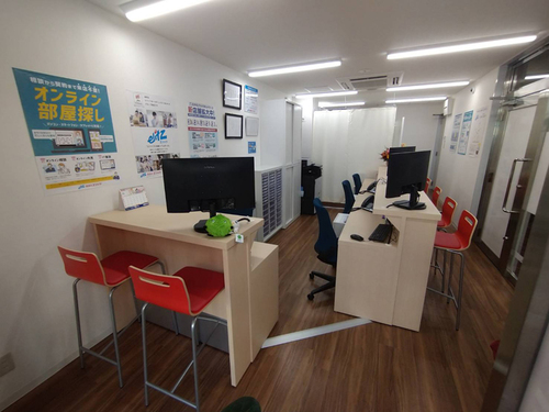 写真：内観写真