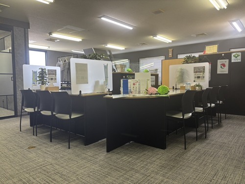 写真：内観写真