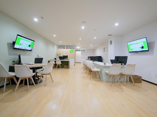 写真：内観写真