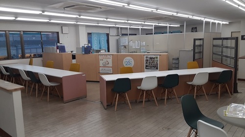 写真：内観写真